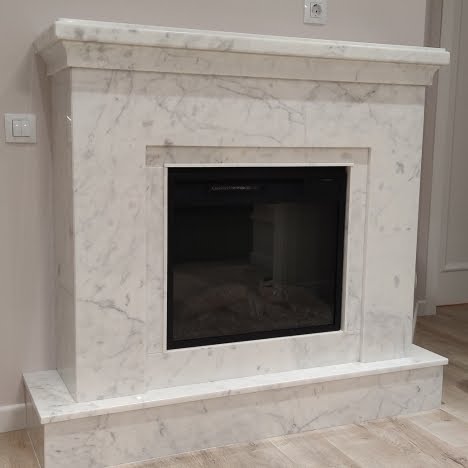 Vedere frontala a cadrului de semineu Havana dimensiuni standard 1450x1200x300mm VELTHOR
